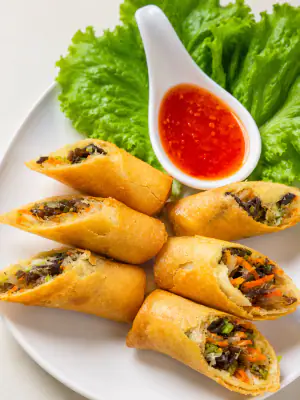 Spring rolls with mushrooms and vegetables.
