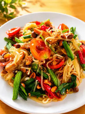 Thin rice noodles