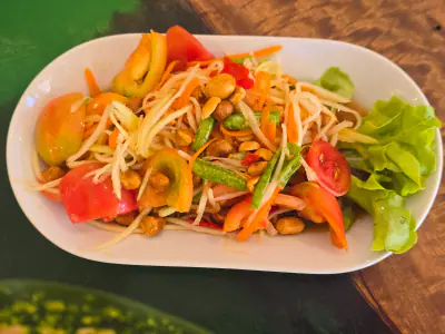 Thai papaya salad