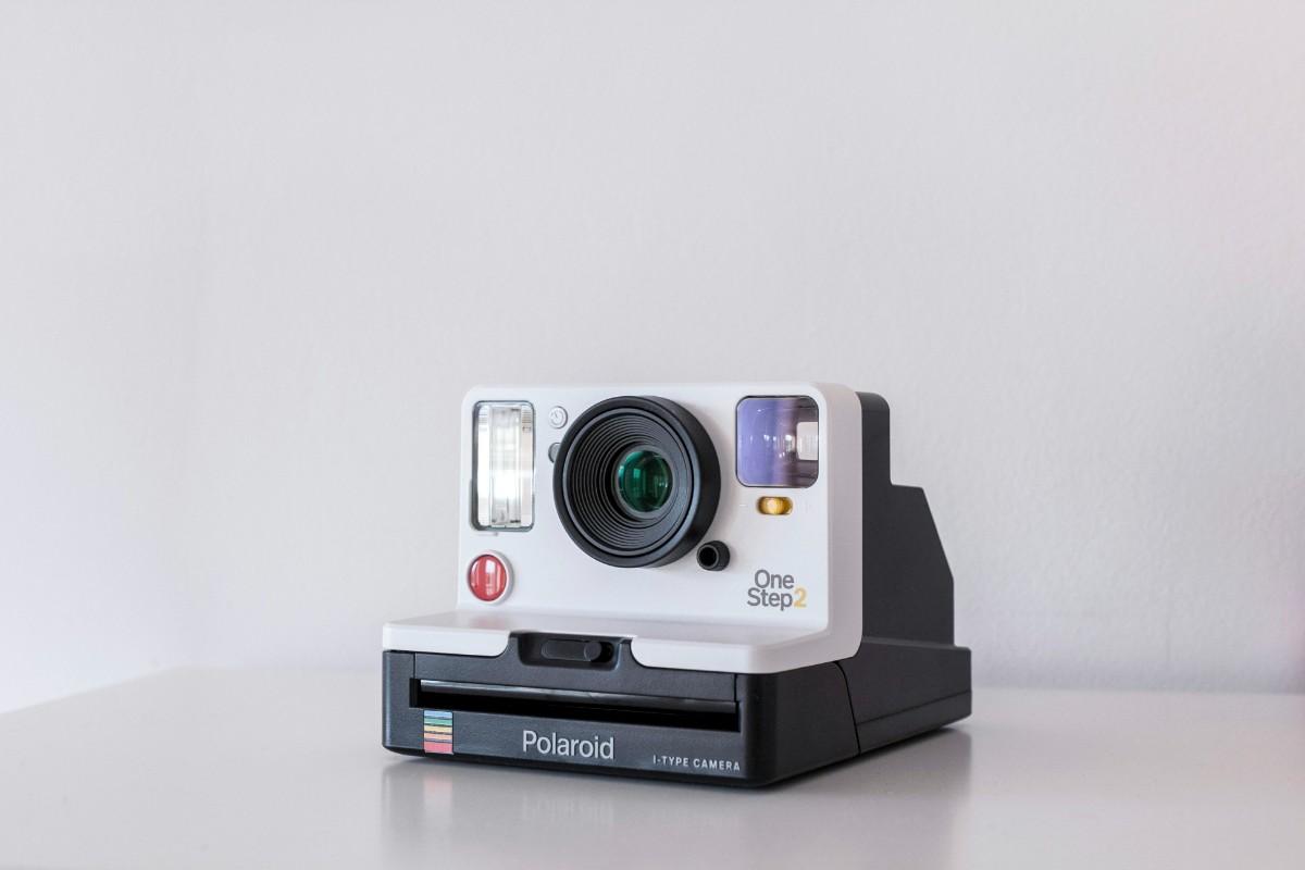 Vintage Polaroid Kamera Aranıyor
