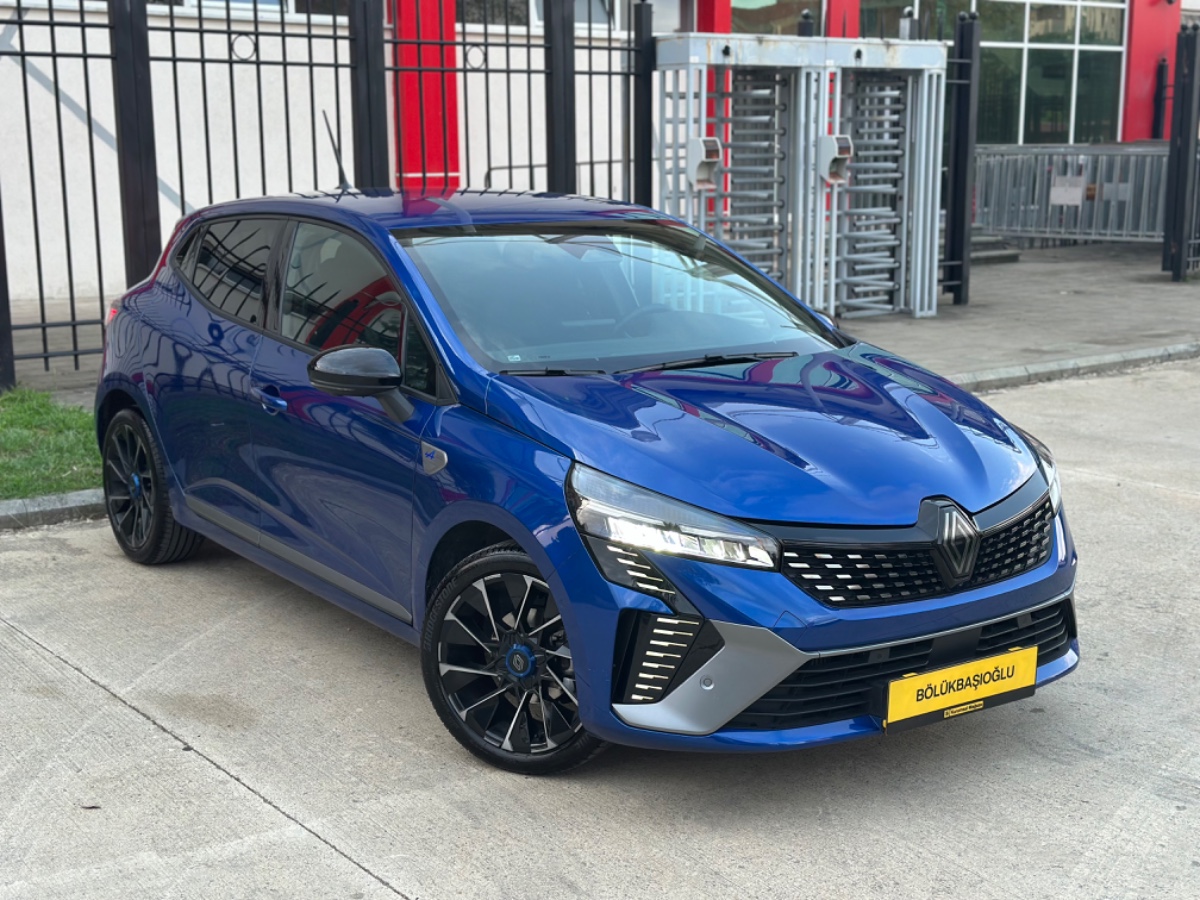 TR DE TEK FULL EXTRALI CLİO ALPİNE PAKET BOYASIZ 7.600KM