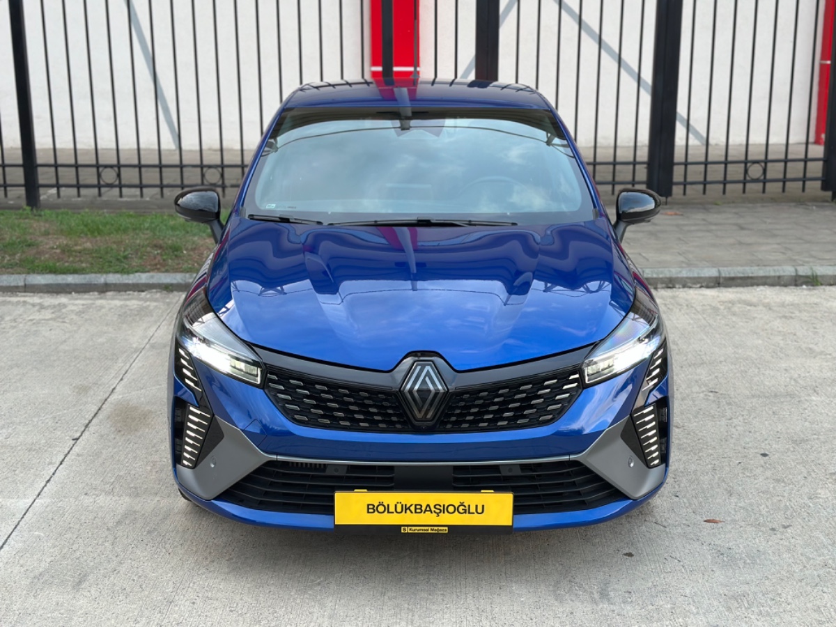 TR DE TEK FULL EXTRALI CLİO ALPİNE PAKET BOYASIZ 7.600KM — görsel 3