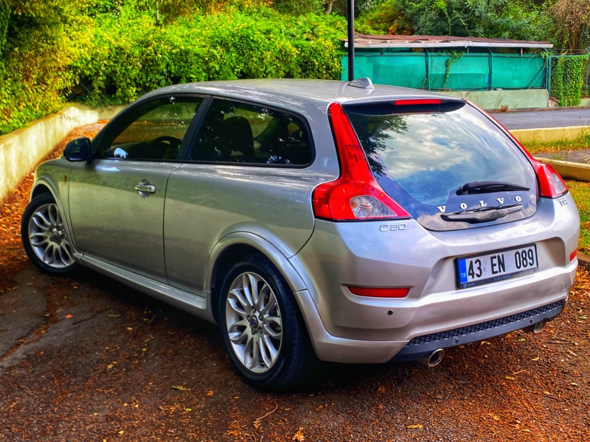 SAHİBİNDEN 2011 VOLVO C 30 — görsel 2