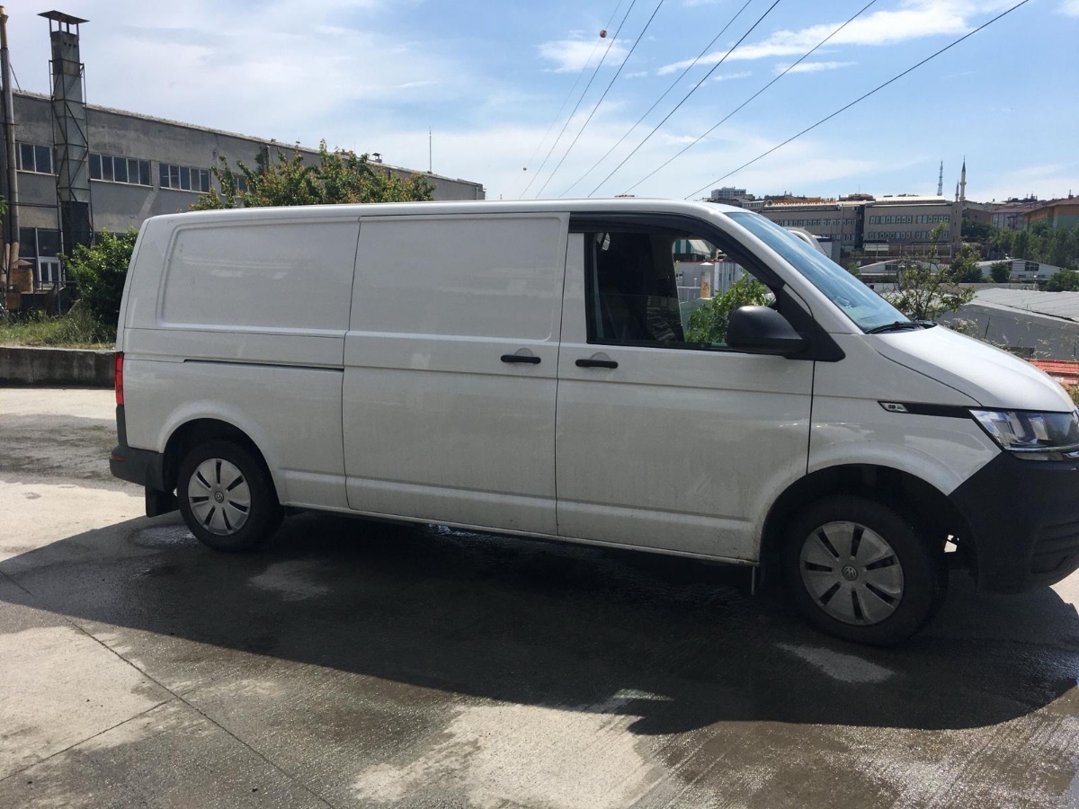 TRANSPORTER PANELVAN — görsel 3