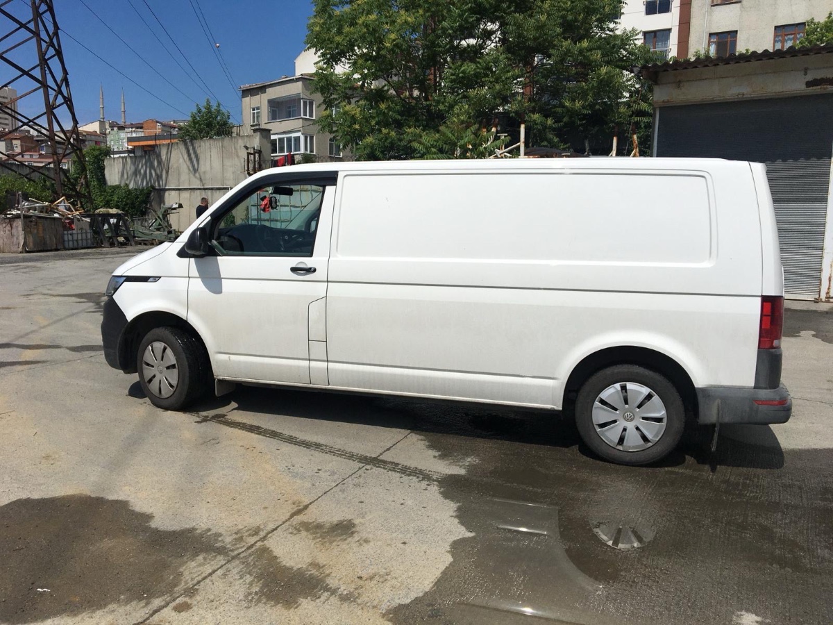 TRANSPORTER PANELVAN — görsel 4