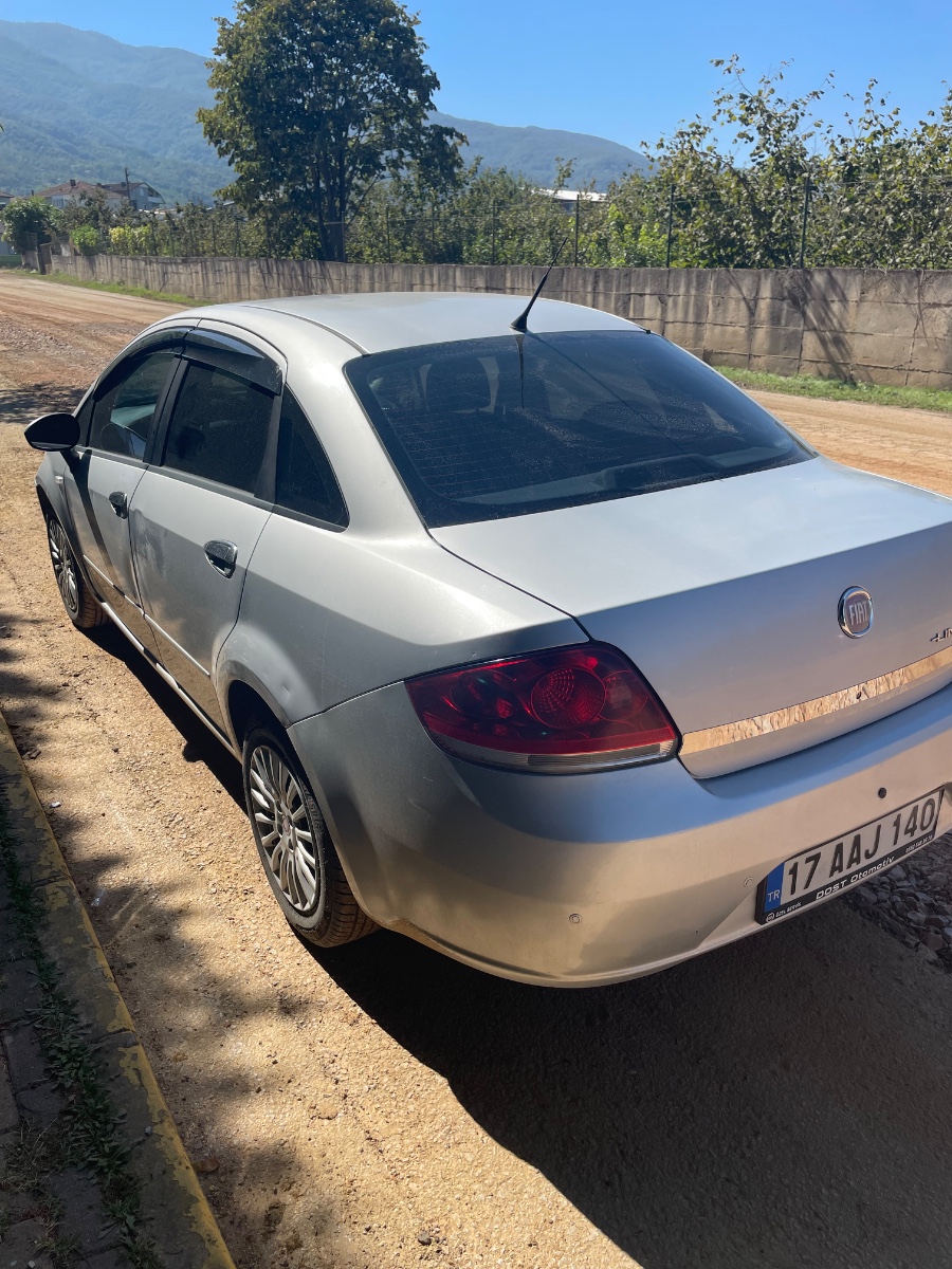 FIAT LINEA 1.3 multijet 2011 — görsel 3