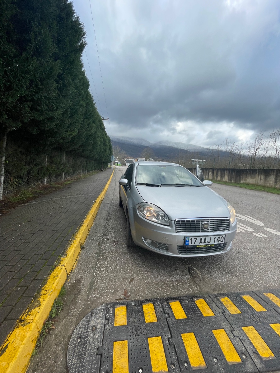 FIAT LINEA 1.3 multijet 2011 — görsel 7