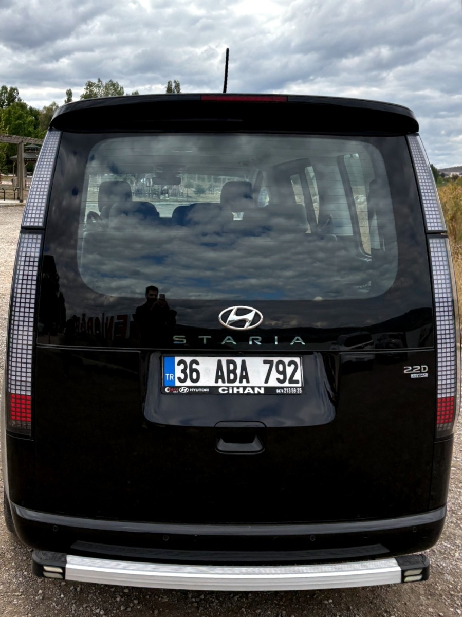 2023 Hyundai Staria Elite 4x4 Hatasız — görsel 2