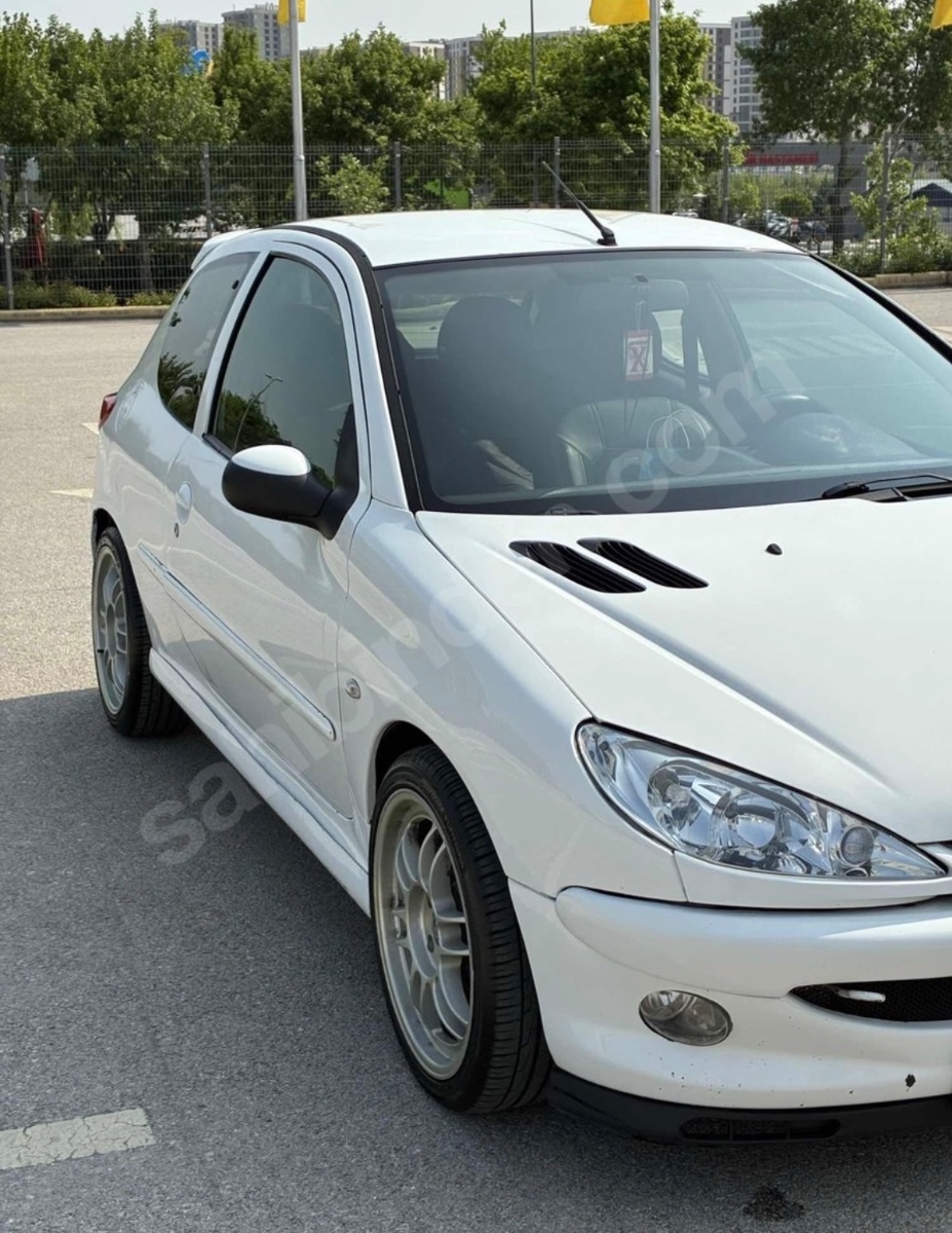 2006 Model 206 Van — görsel 5