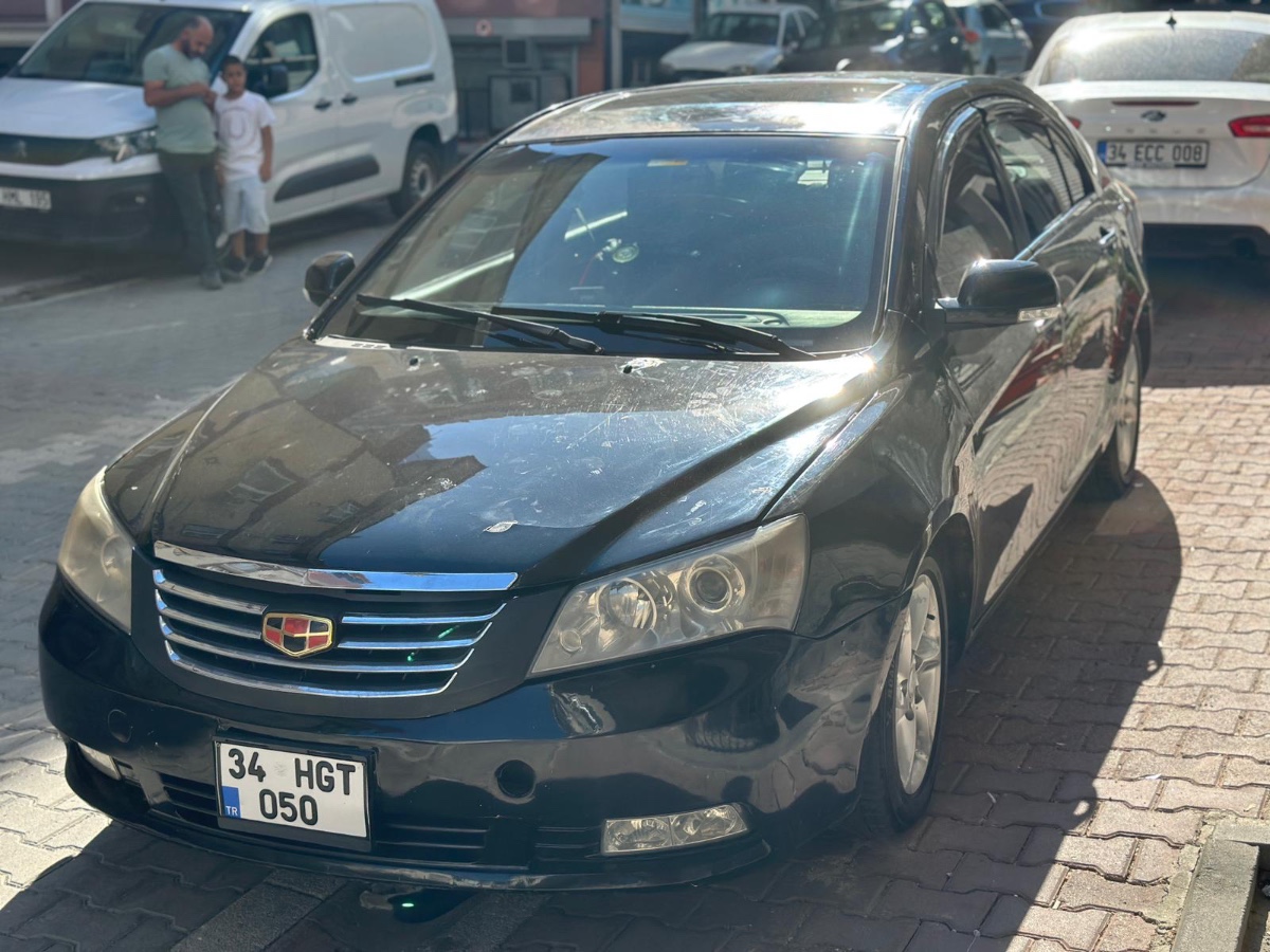 Geely Emgrand  2011 model  370000 — görsel 4