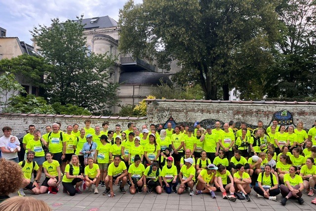 PHOENIX Pharma steunt de Mucovereniging via de 20 km van Brussel