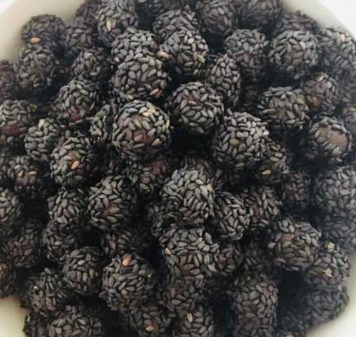 Hà Thủ Ô Viên Mật Ong Rừng Mè Đen