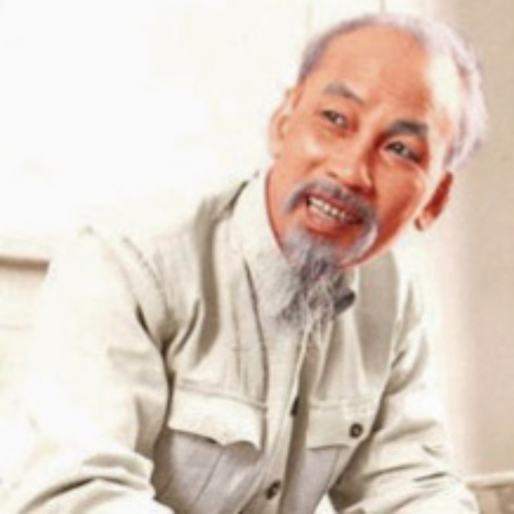 Hồ Chí Minh - Anh hùng giải phóng dân tộc