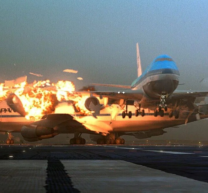 Крупнейшие авиакатастрофы  #авиапроисшествие #самолёт 