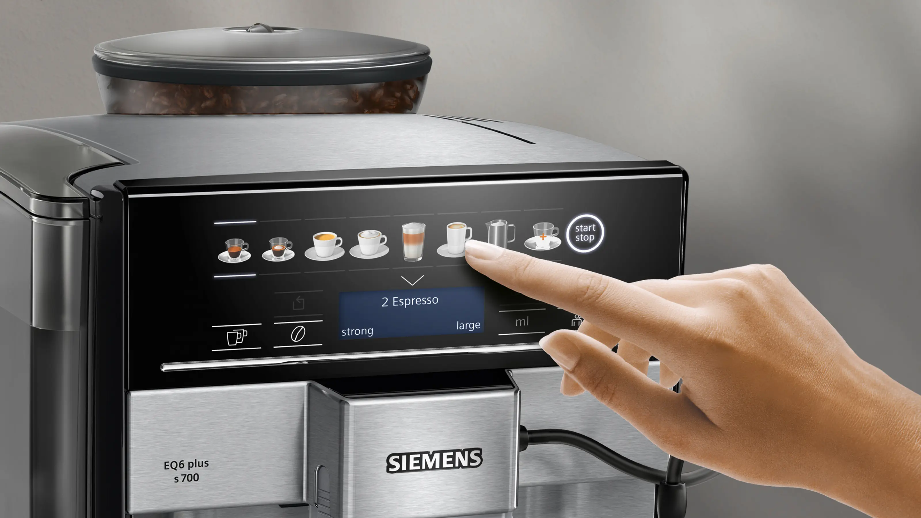 Siemens EQ.6 plus s700 – Bedienfeld mit LED-Display