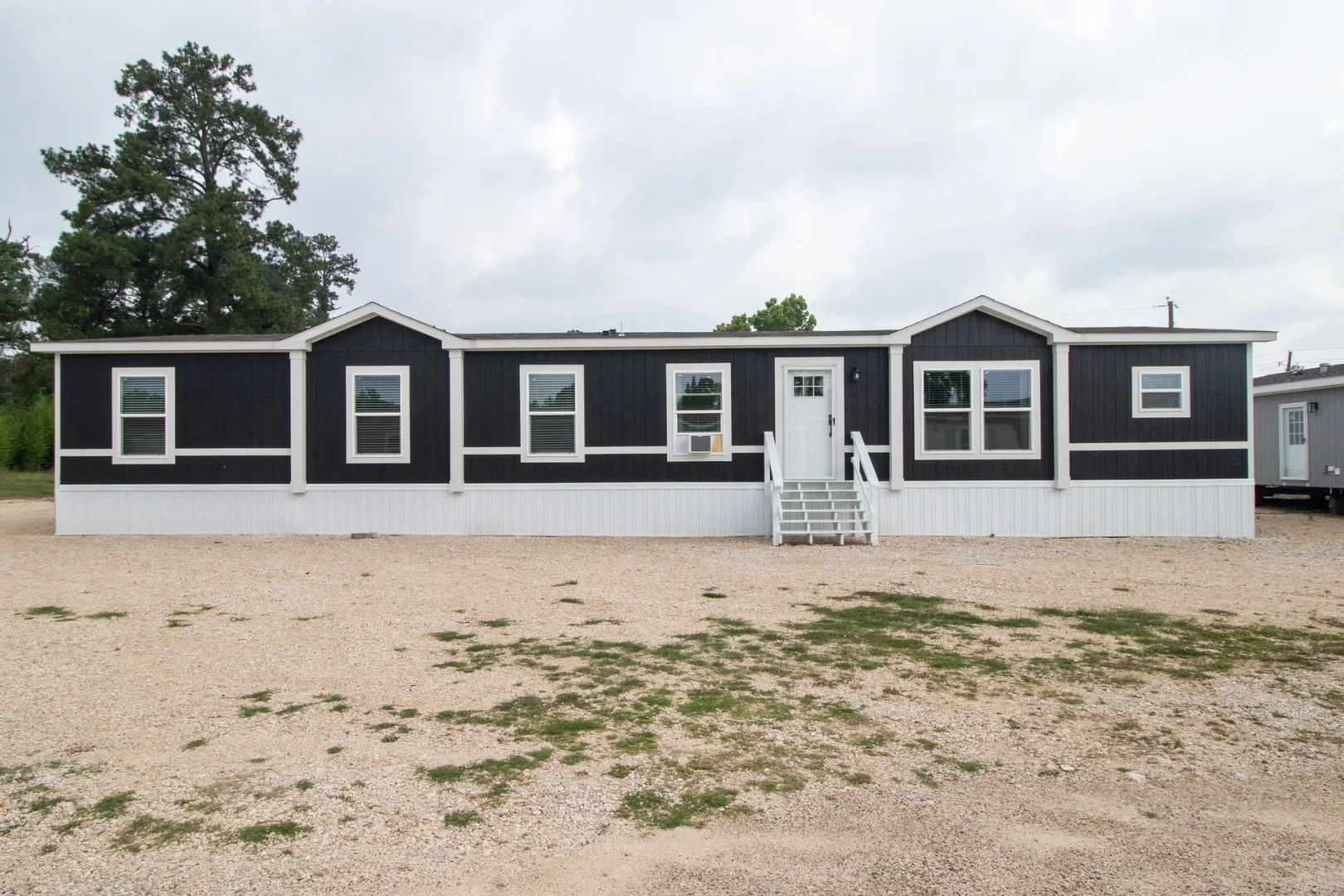 Breeze Farmhouse 72 38CLB28724BH Double Wide by Clayton thumbnail 1