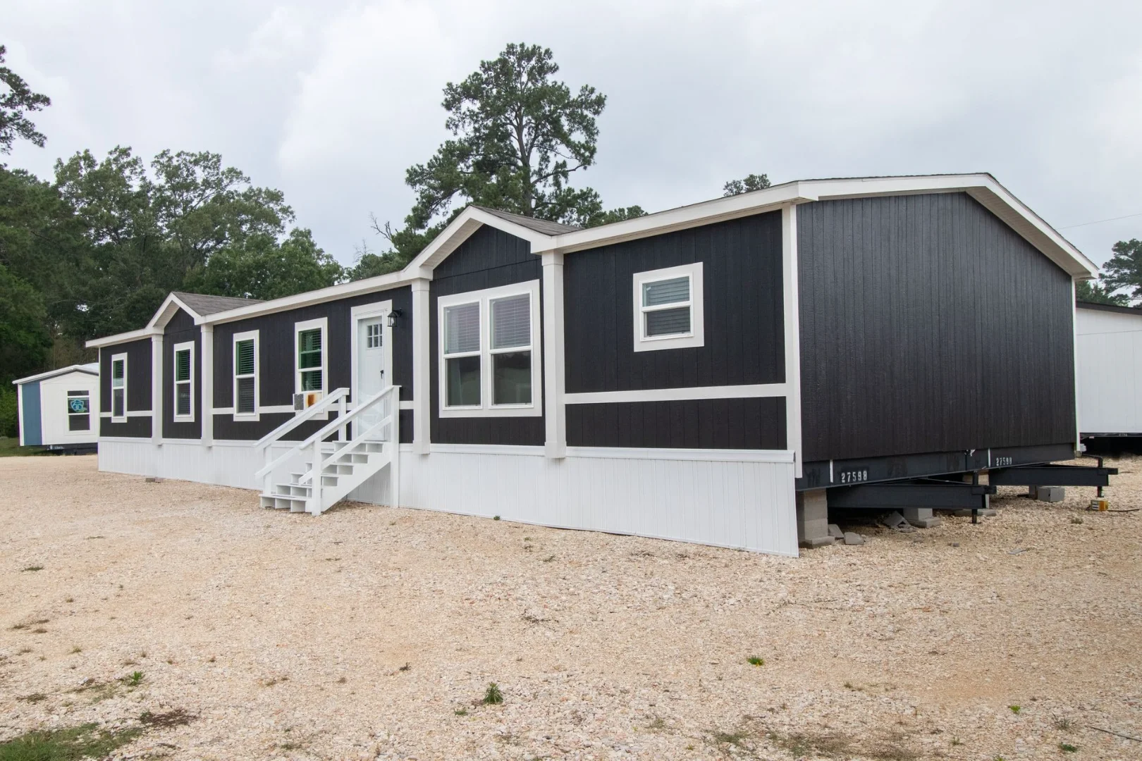 Breeze Farmhouse 72 38CLB28724BH Double Wide by Clayton thumbnail 3