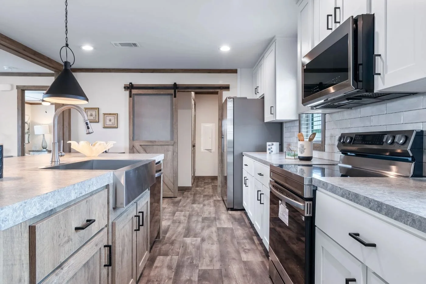 Isabella 52NXI28603AH Double Wide by Clayton thumbnail 4