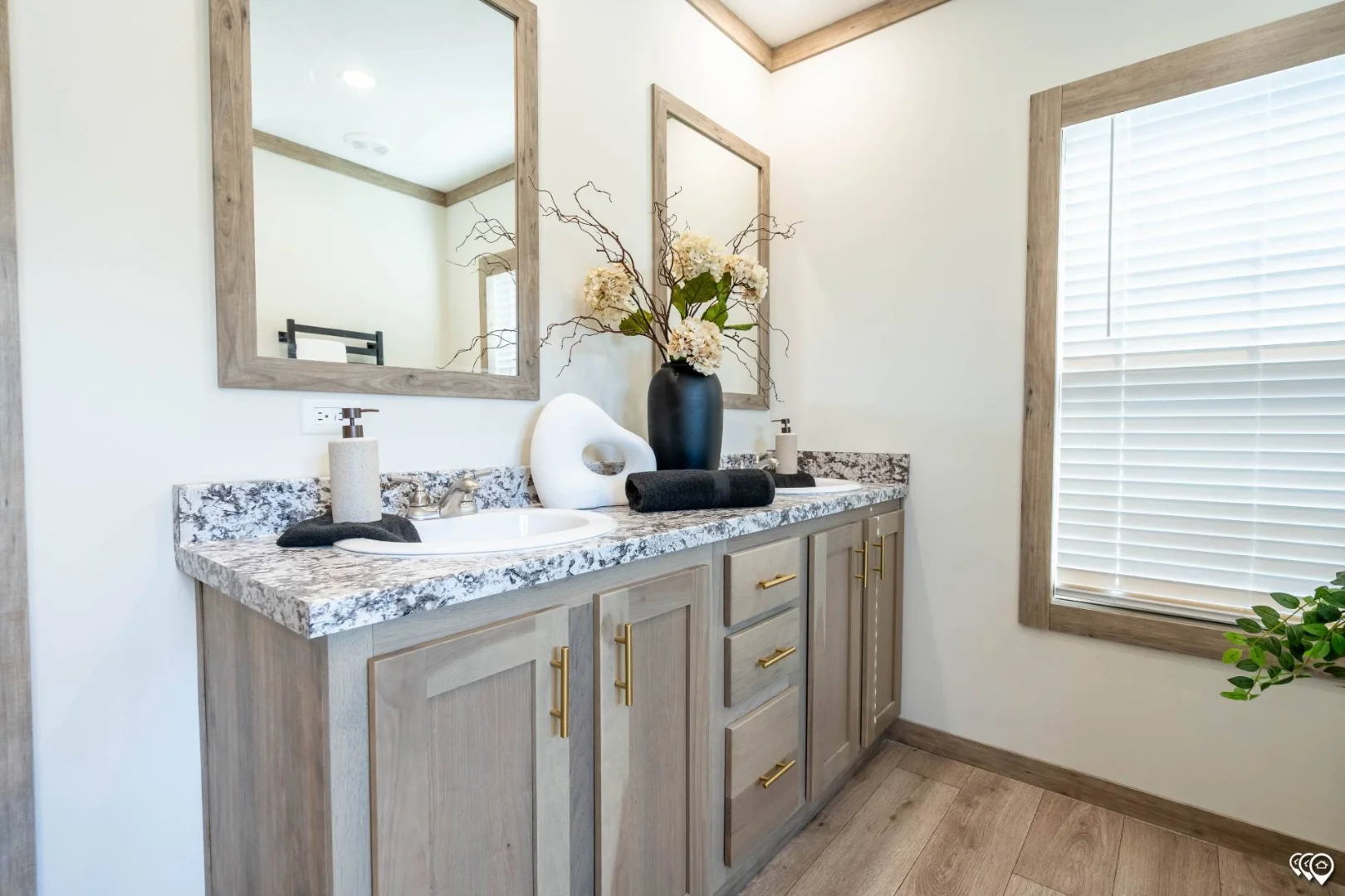 The Highland Oak CS-3253 Double Wide by Timber Creek thumbnail 4