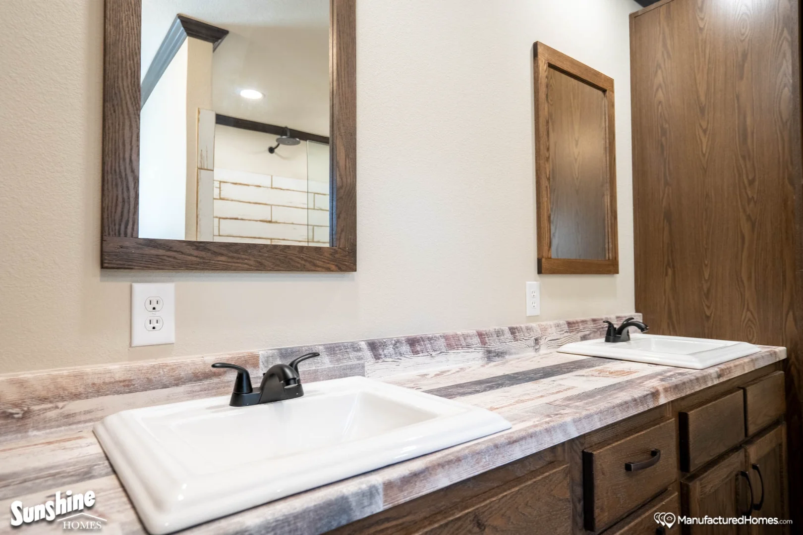 The Embree PRI3256-2061 Double Wide by Sunshine Homes thumbnail 2
