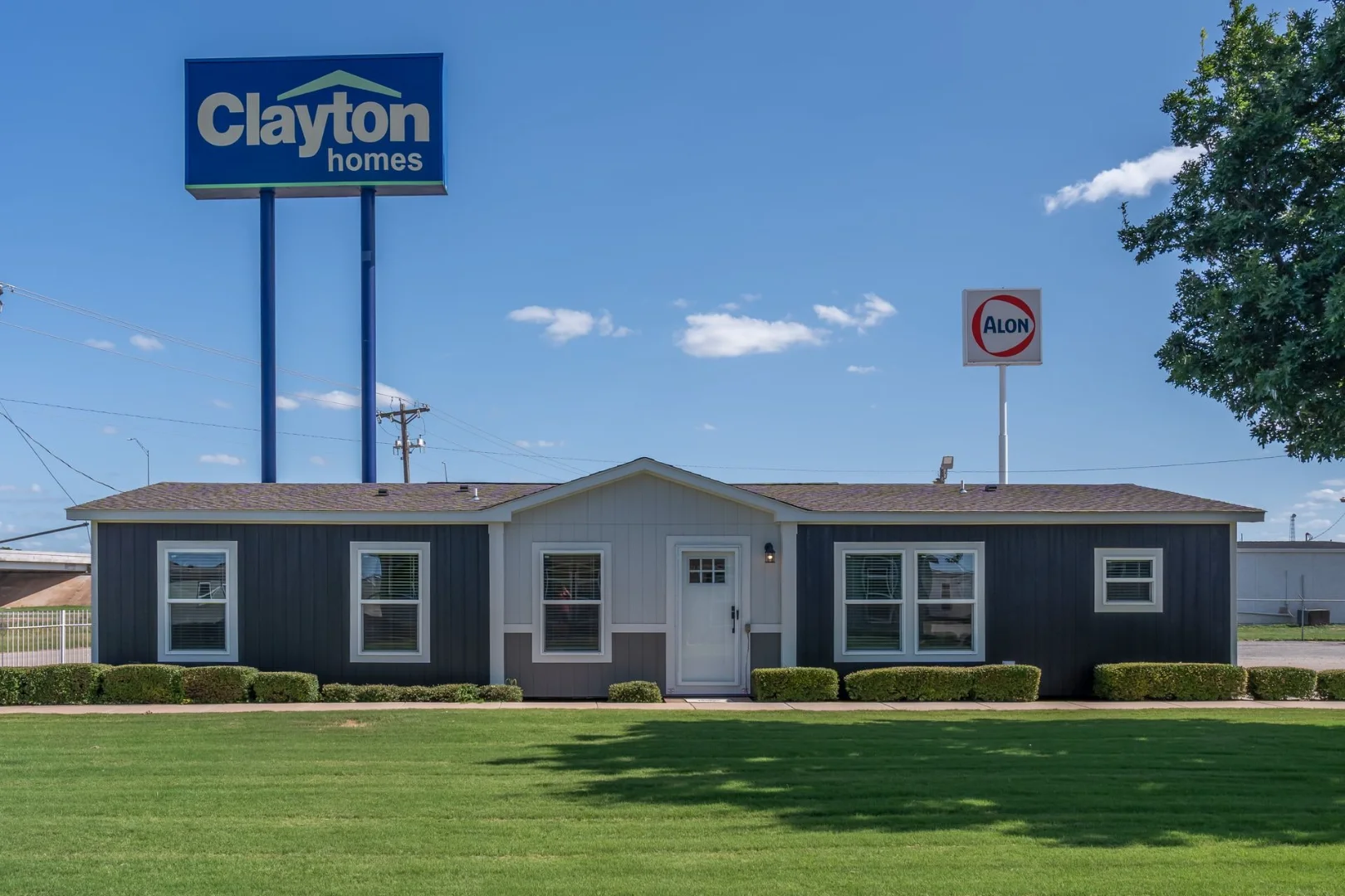 Breeze Farmhouse 38CLB28563EH Double Wide by Clayton thumbnail 2