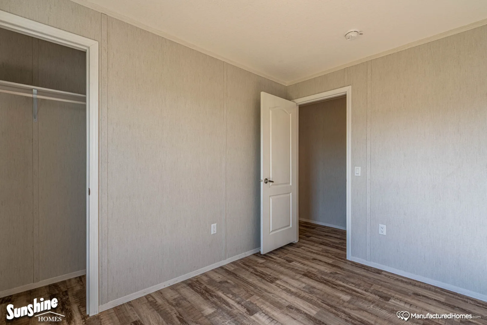 The Robin ARC1680-8000 Single Wide by Sunshine Homes thumbnail 7