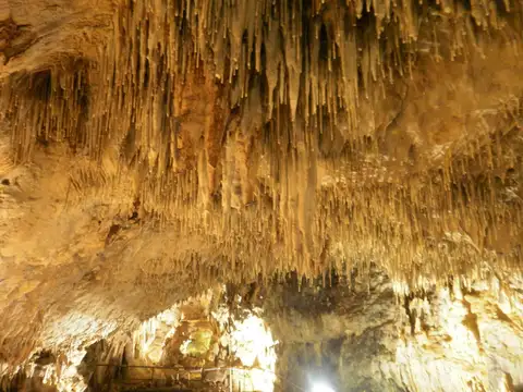 Cave Snejanka