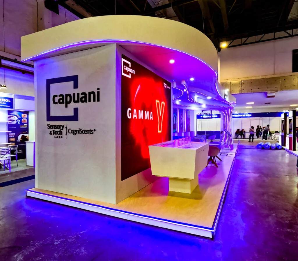 Stand Capuani - Feira In Cosmetics — imagem 3