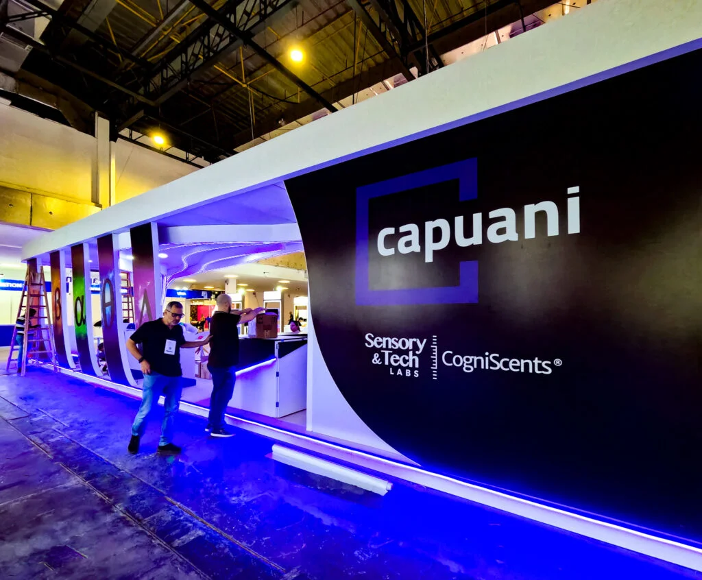 Stand Capuani - Feira In Cosmetics — imagem 11