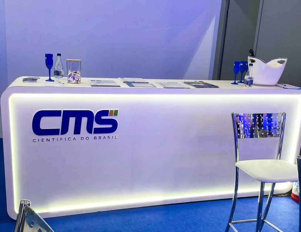 Stand CMS Feira Analítica 2025 — imagem 8