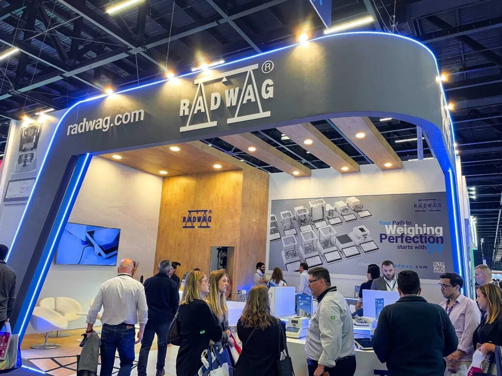 Stand Radwag Feira Analítica 2025 — imagem 6