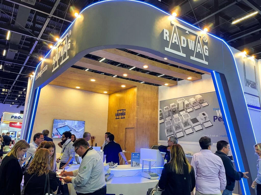 Stand Radwag Feira Analítica 2025 — imagem 2
