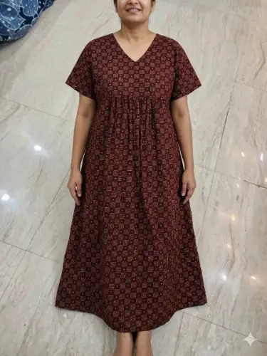 ajrak  maroon colour