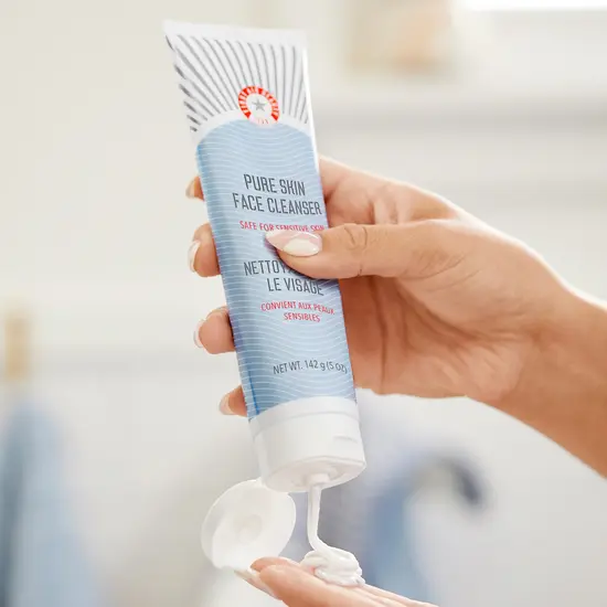 First Aid Beauty Pure Skin Face Cleanser