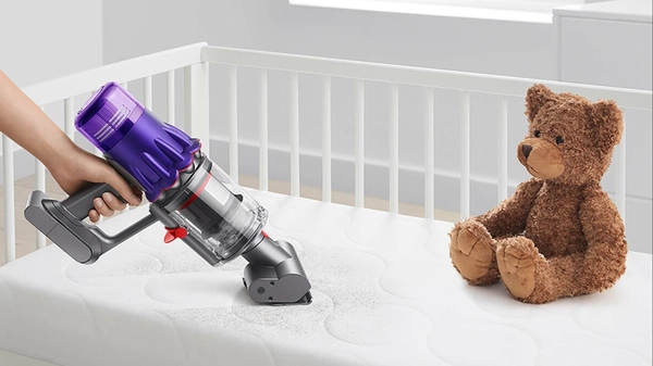 Dyson Humdinger Handheld Vacuum Image