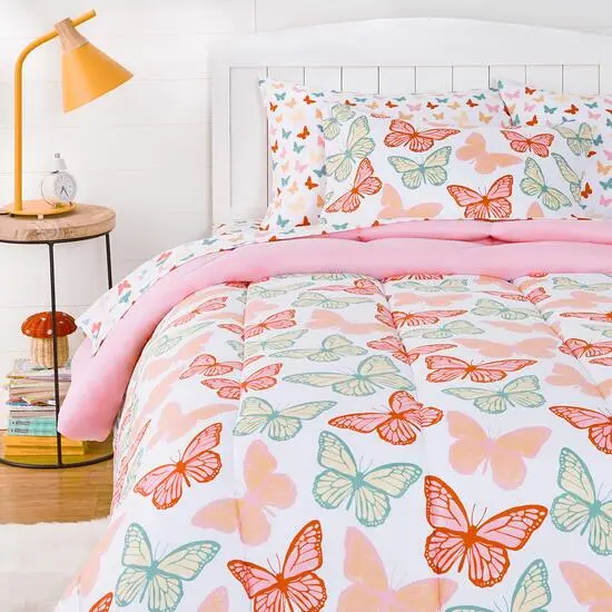Amazon Basics Kids Bedding Set