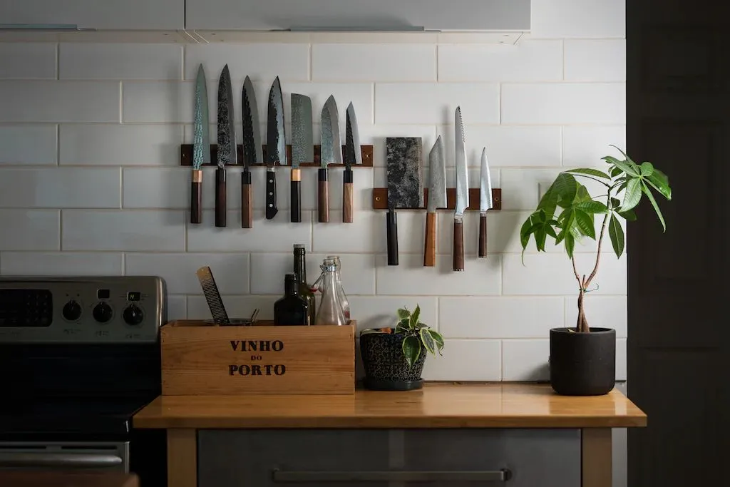 Knives on the Kitchen Wall image
