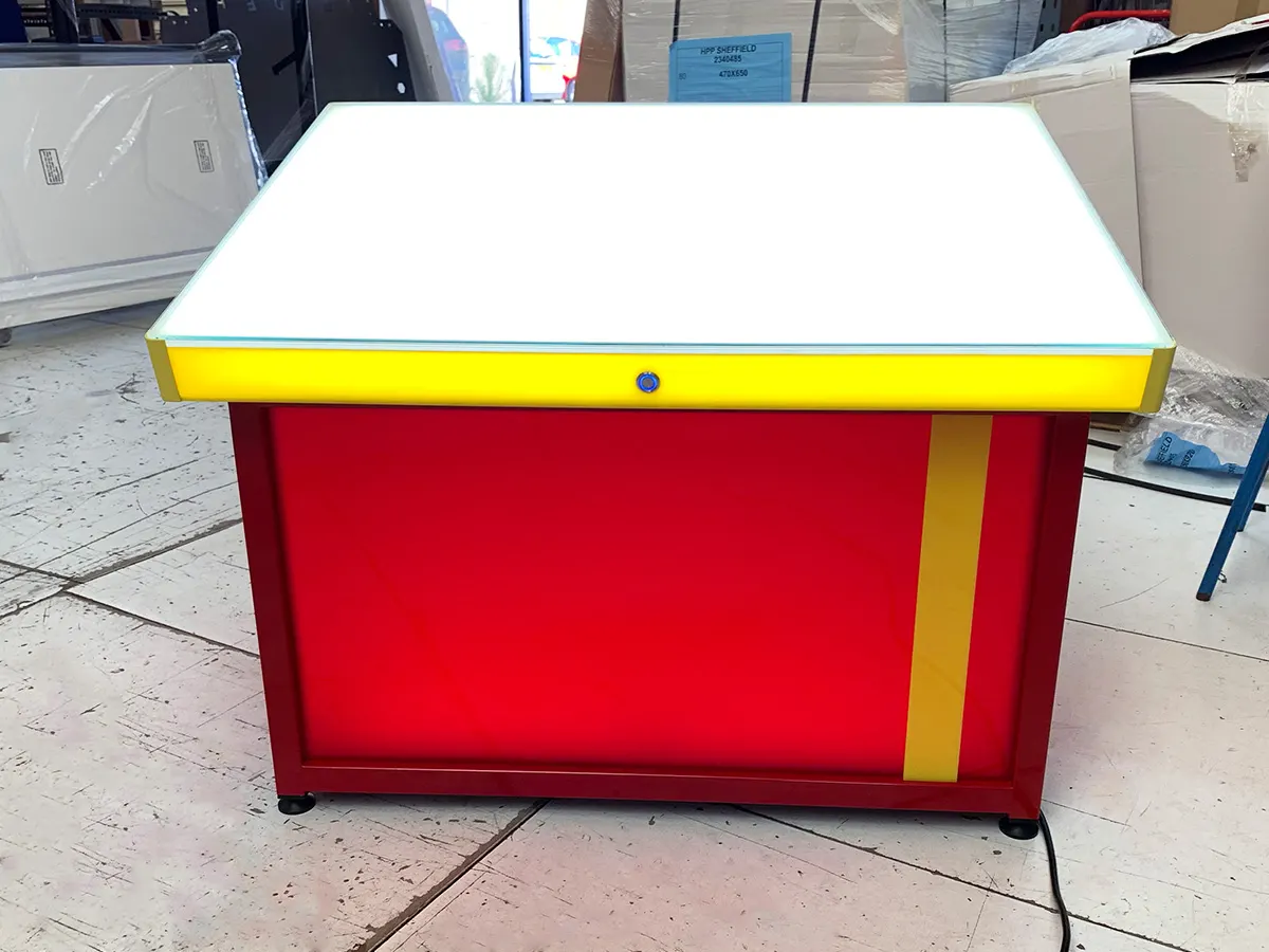 Tavolo Attività Illuminato per Bambini