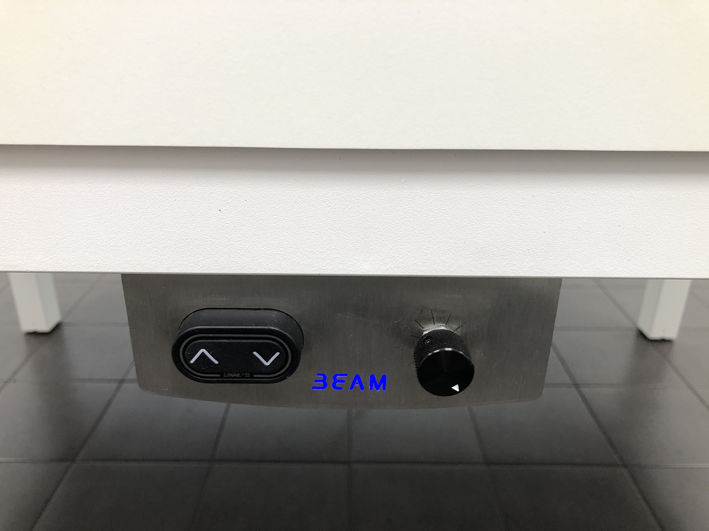 Height Adjustable Inspection Table