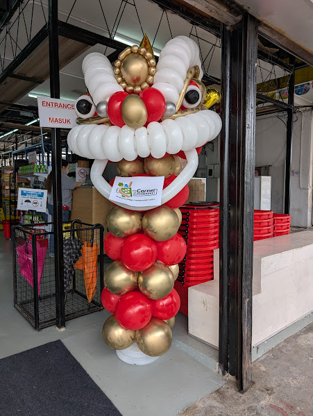 The Balloon stories-Lion Dance!