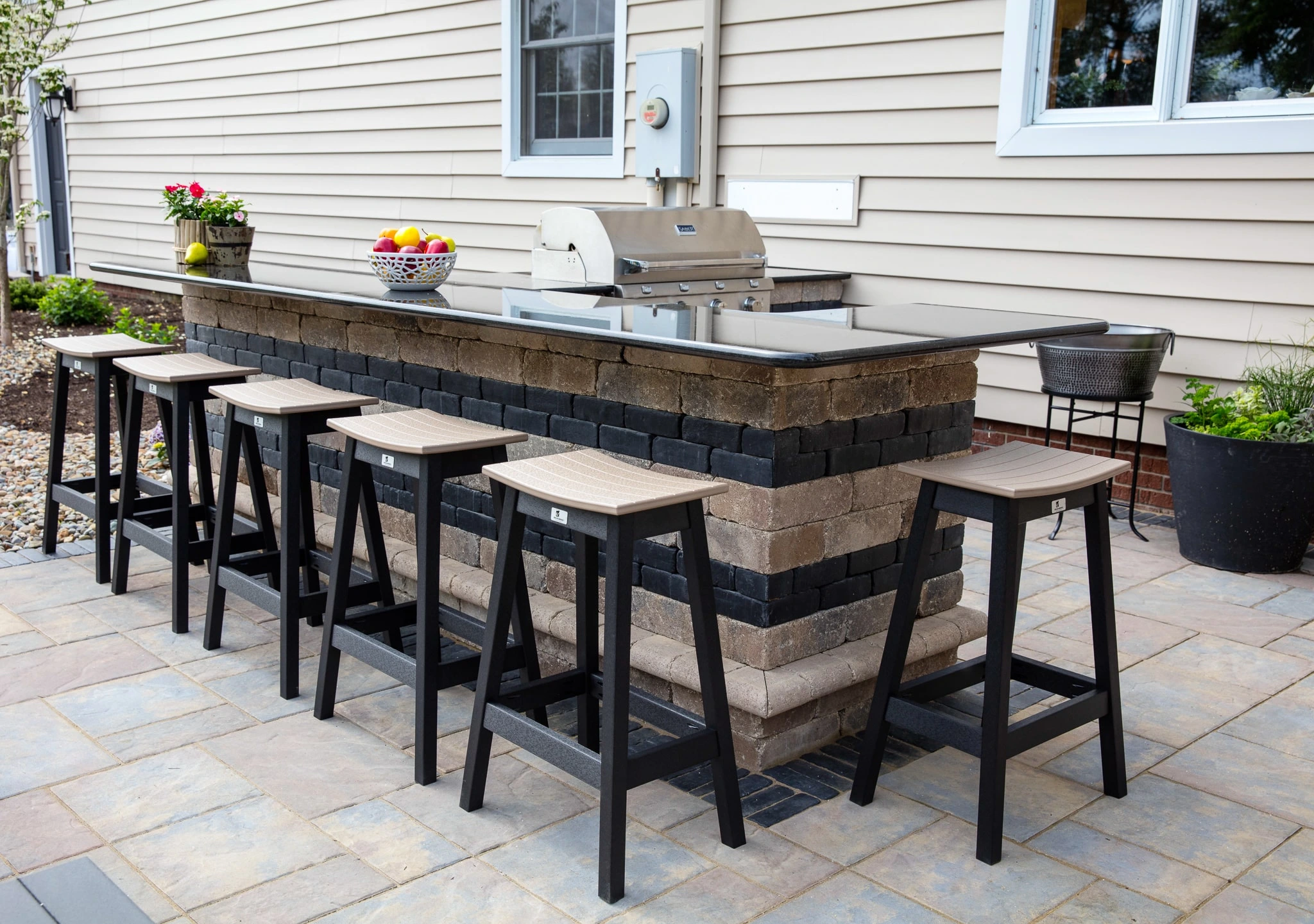 Bars and Buffet Tables