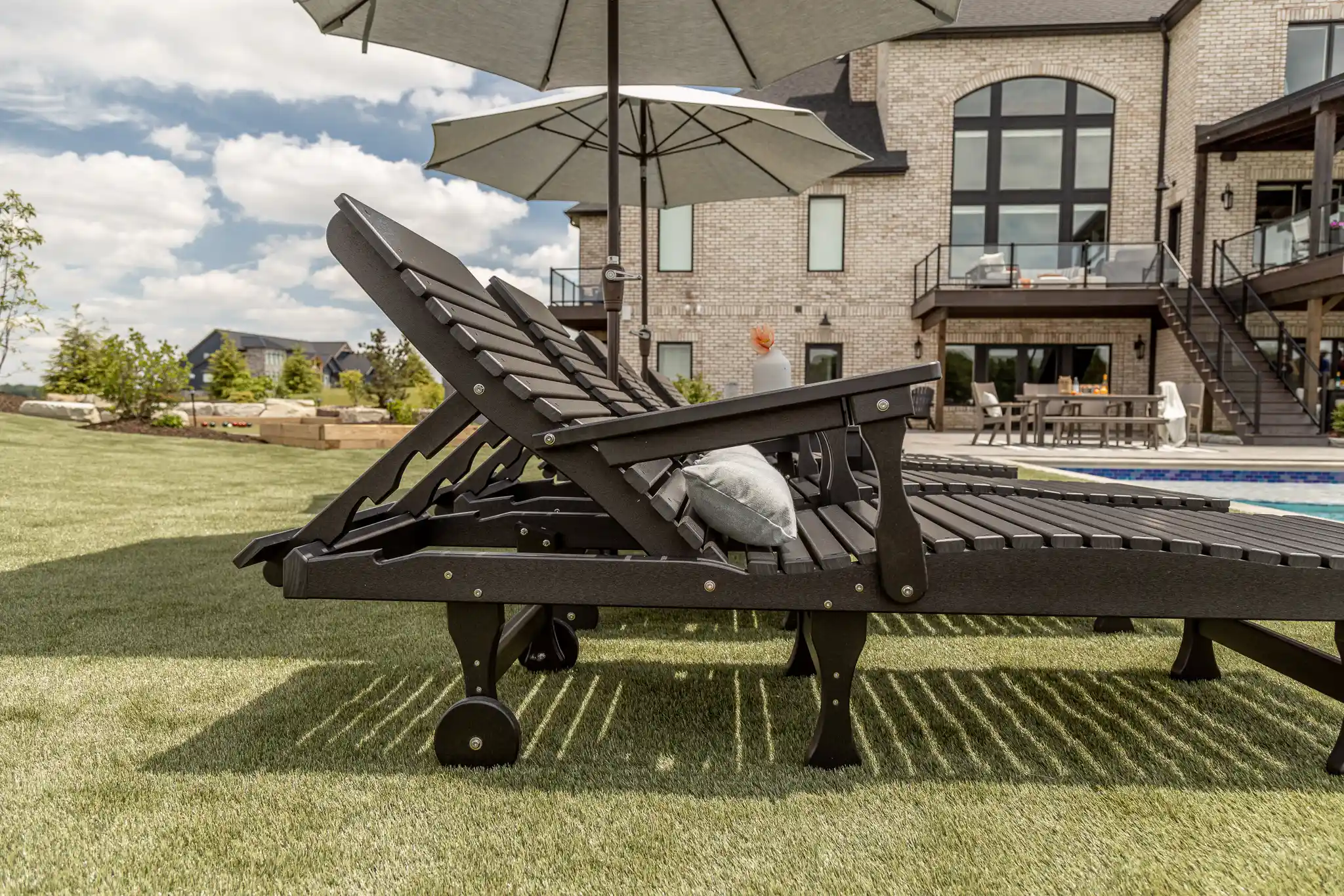 Casual Back + Rocker Collection