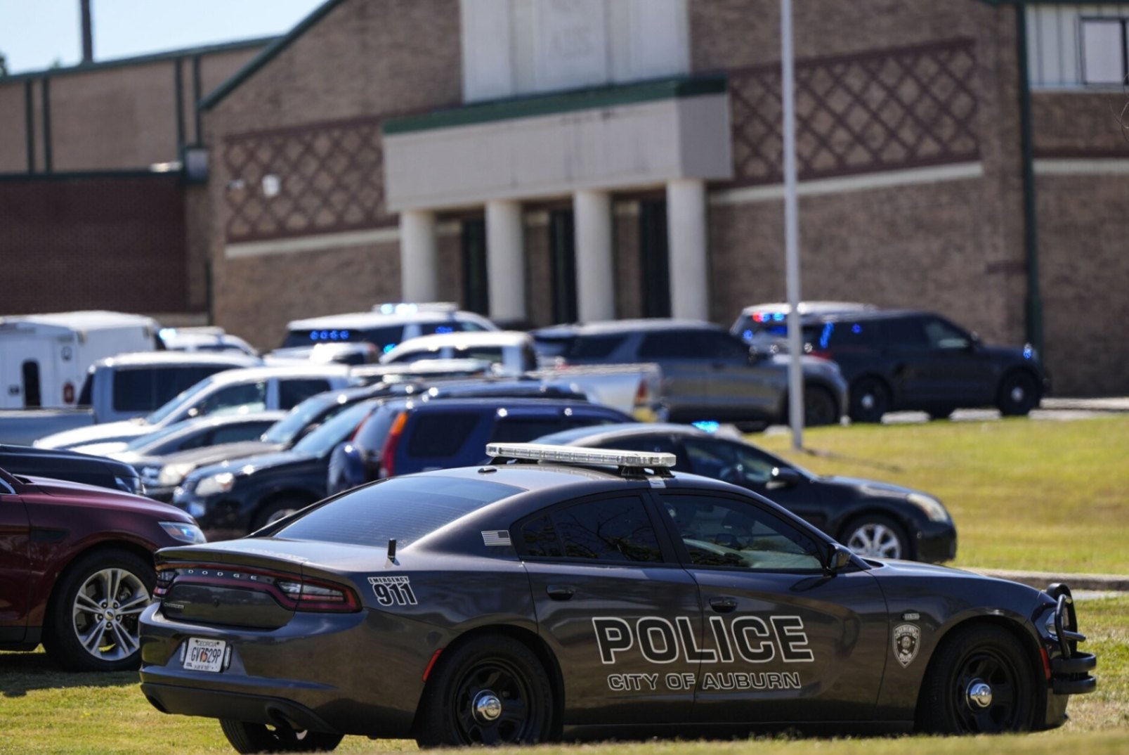 Student fatally shot 4 people in a rampage at a Georgia high school ...