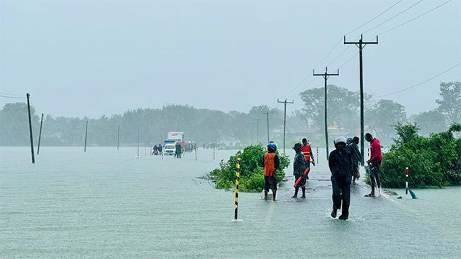 Showers and strong winds expected in several provinces | The Morning