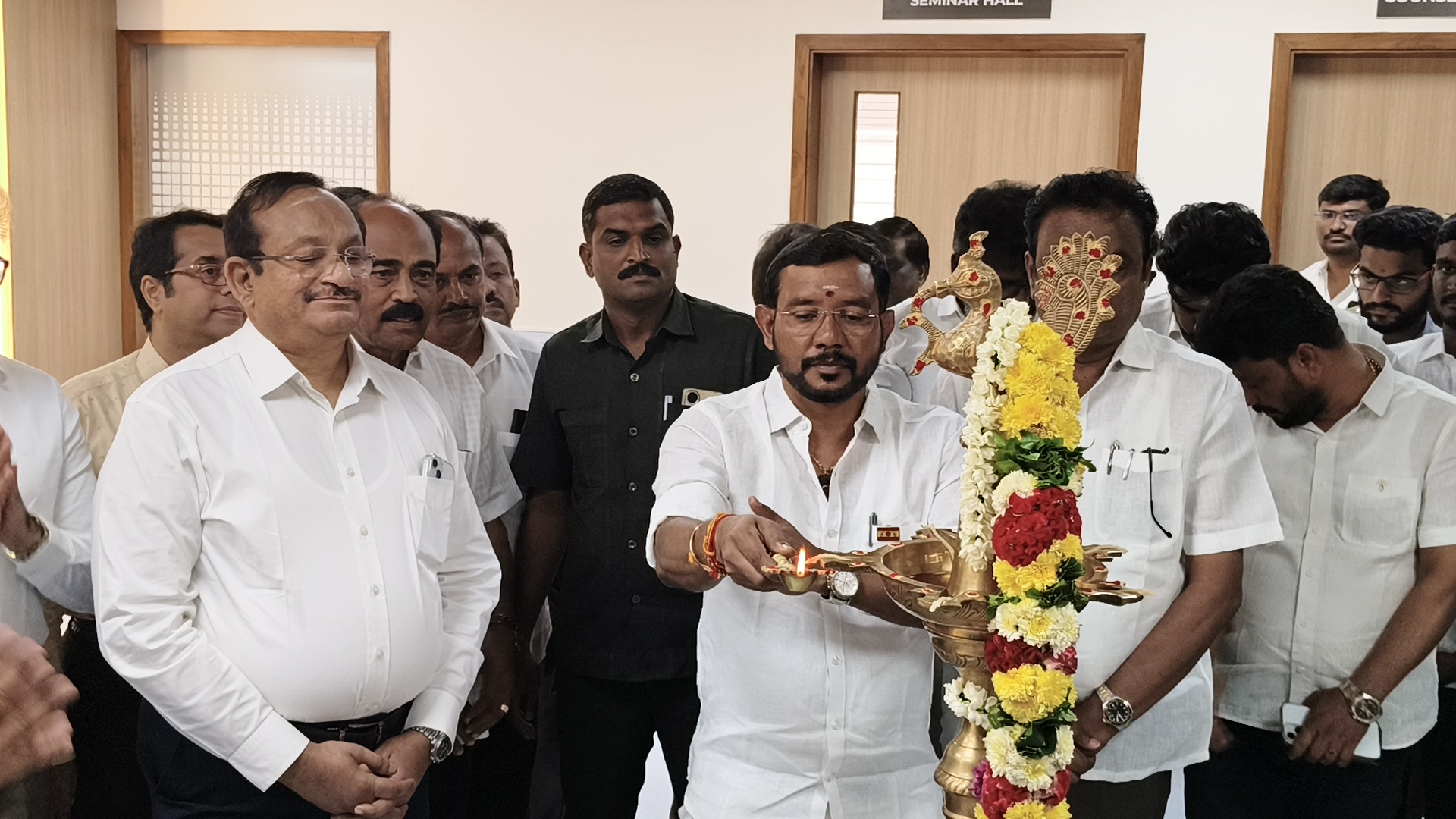 கோவையில் ரயல்கேர் மருத்துவமனையில் புதிய நரம்பியல் தீவிர சிகிச்சைப் பிரிவு திறப்பு!