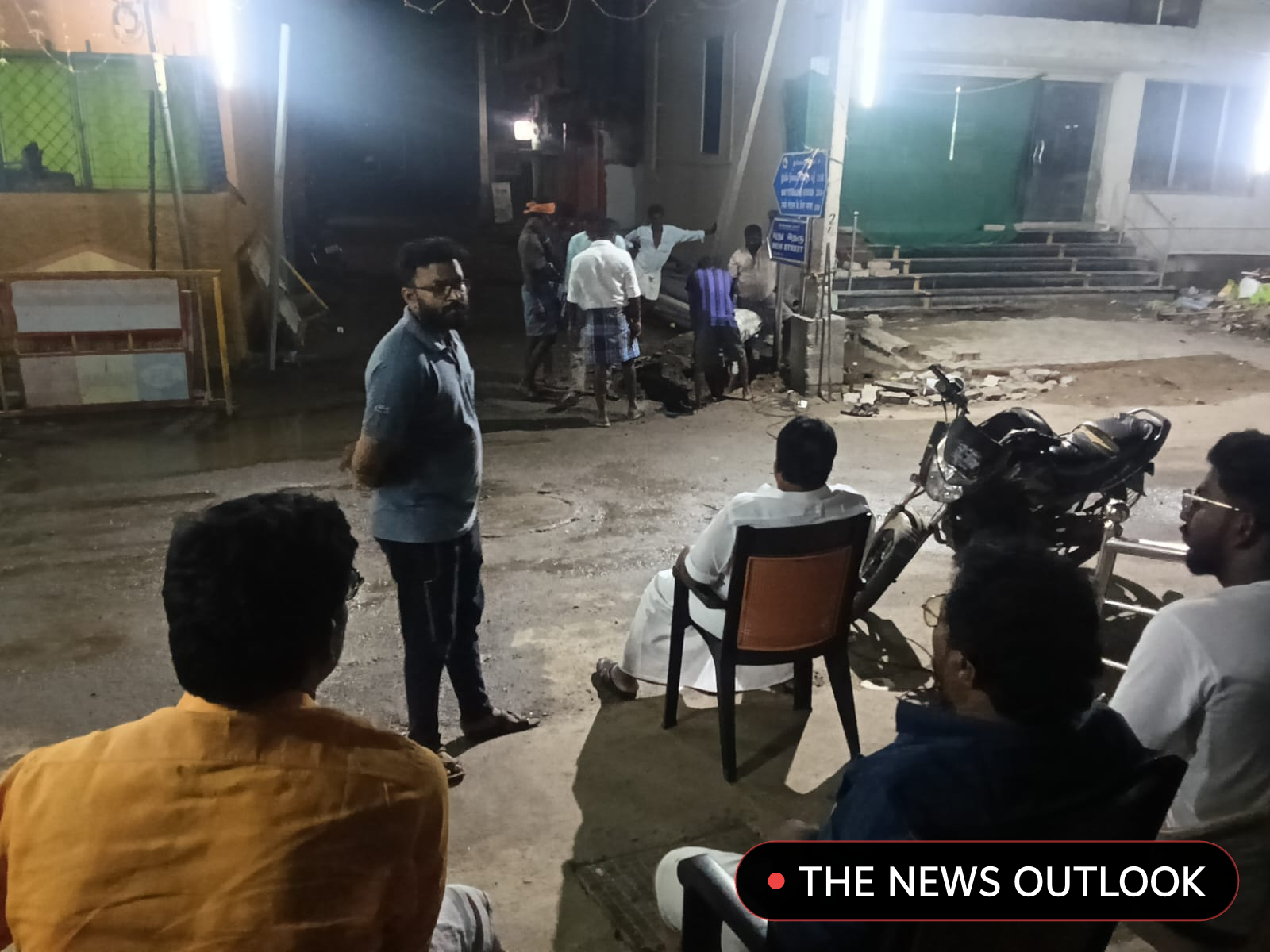 இரவு முழுவதும் களத்தில் நின்ற நகர்மன்றத் தலைவர்! ராமேஸ்வரத்தில் அதிரடி நடவடிக்கை! - 3