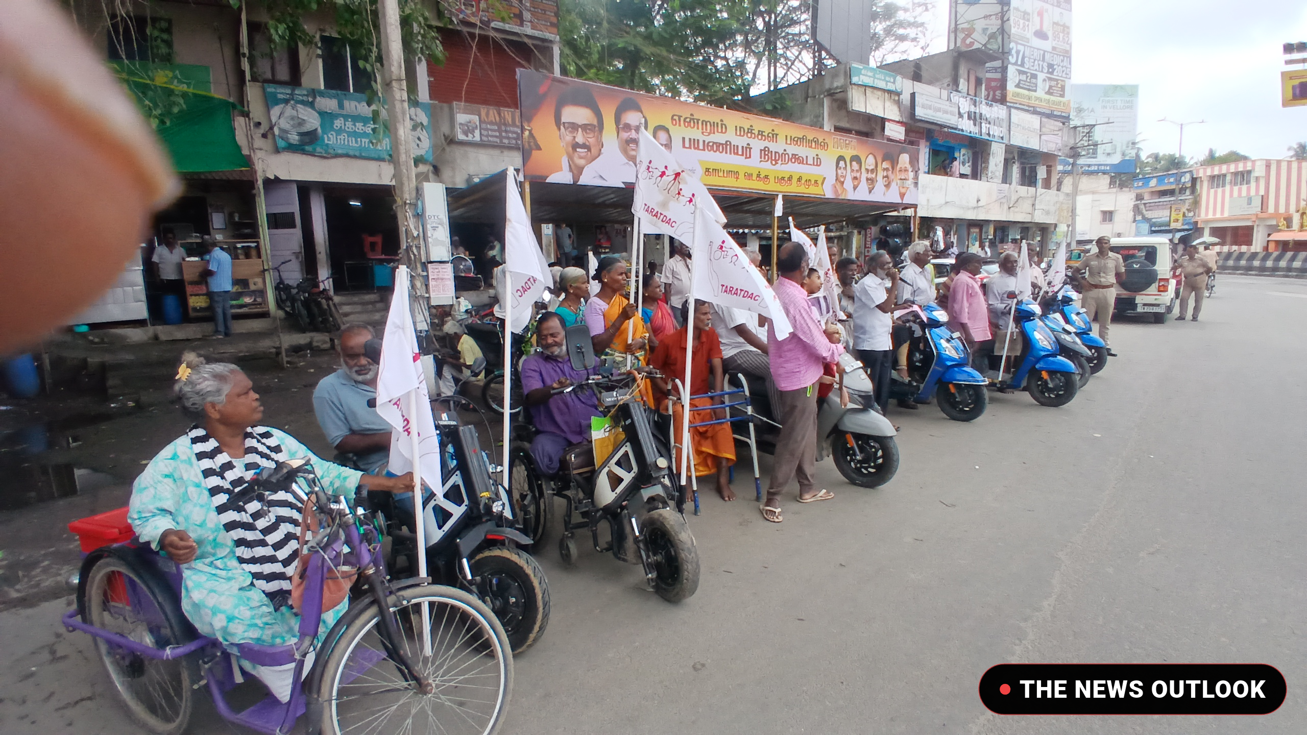 மாற்றுத்திறனாளிகள் இலவச பேருந்து பயண அரசாணை கோரி கண்டன ஆர்ப்பாட்டம்! - 3