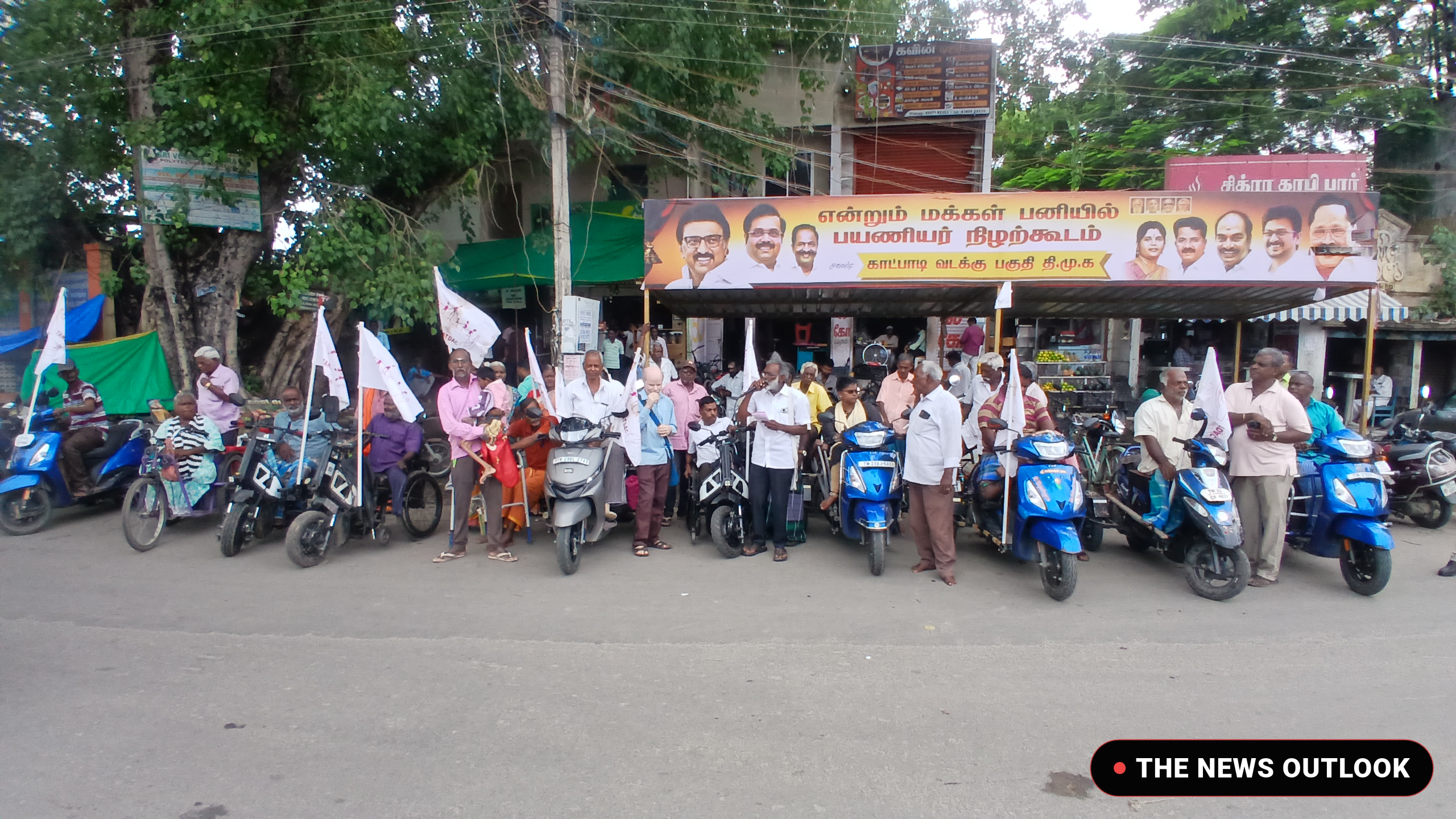 மாற்றுத்திறனாளிகள் இலவச பேருந்து பயண அரசாணை கோரி கண்டன ஆர்ப்பாட்டம்! - 4