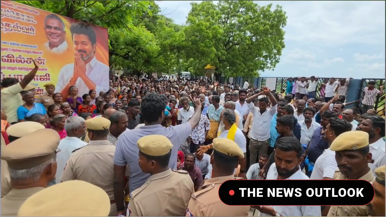 நெல்லை ஆட்சியர் அலுவலகத்தில் பரபரப்பு: கைதி மரணத்திற்கு நீதி கேட்டு முற்றுகை போராட்டம் - 3