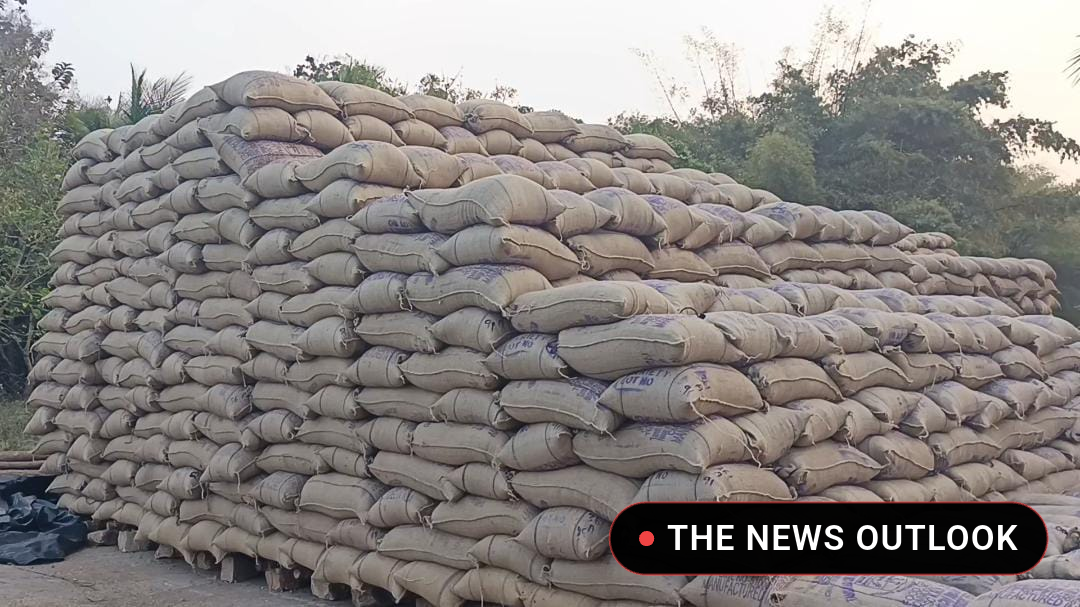 70,000 மெட்ரிக் டன் நெல் தேக்கம்: விவசாயிகள் குறைதீர்க்கும் கூட்டத்தில் புகார் - 1